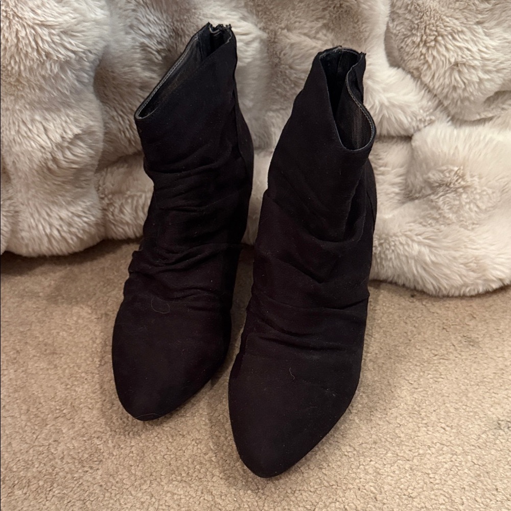 Rialto Black Ankle Booties